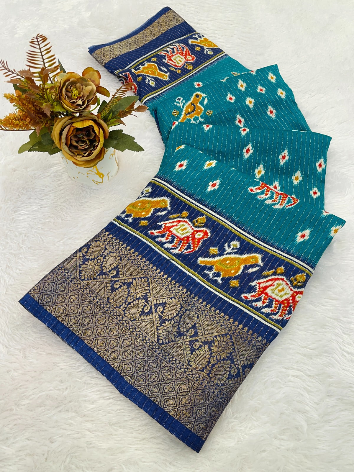 patola desgin dola silk saree