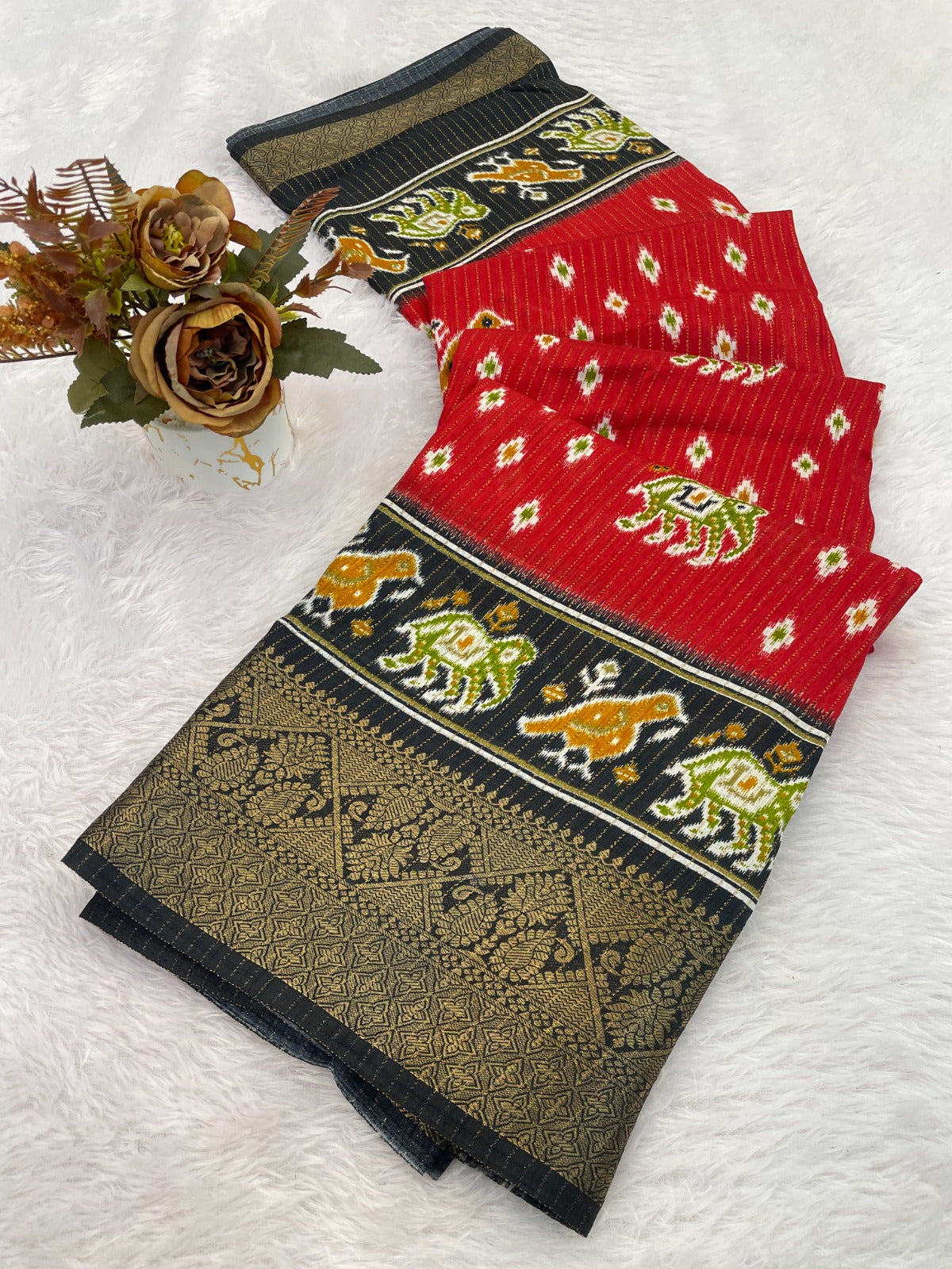 patola desgin dola silk saree