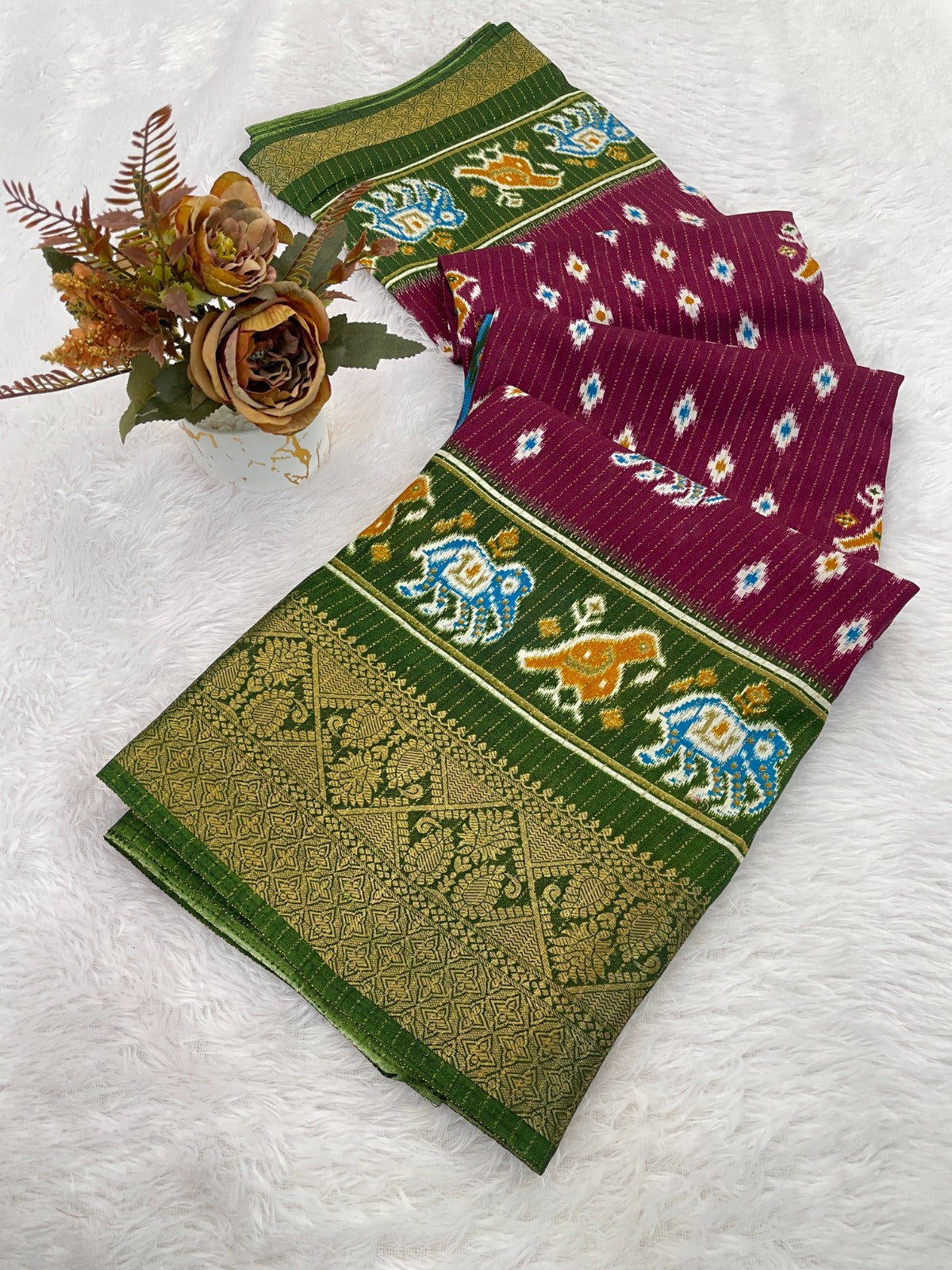 patola desgin dola silk saree