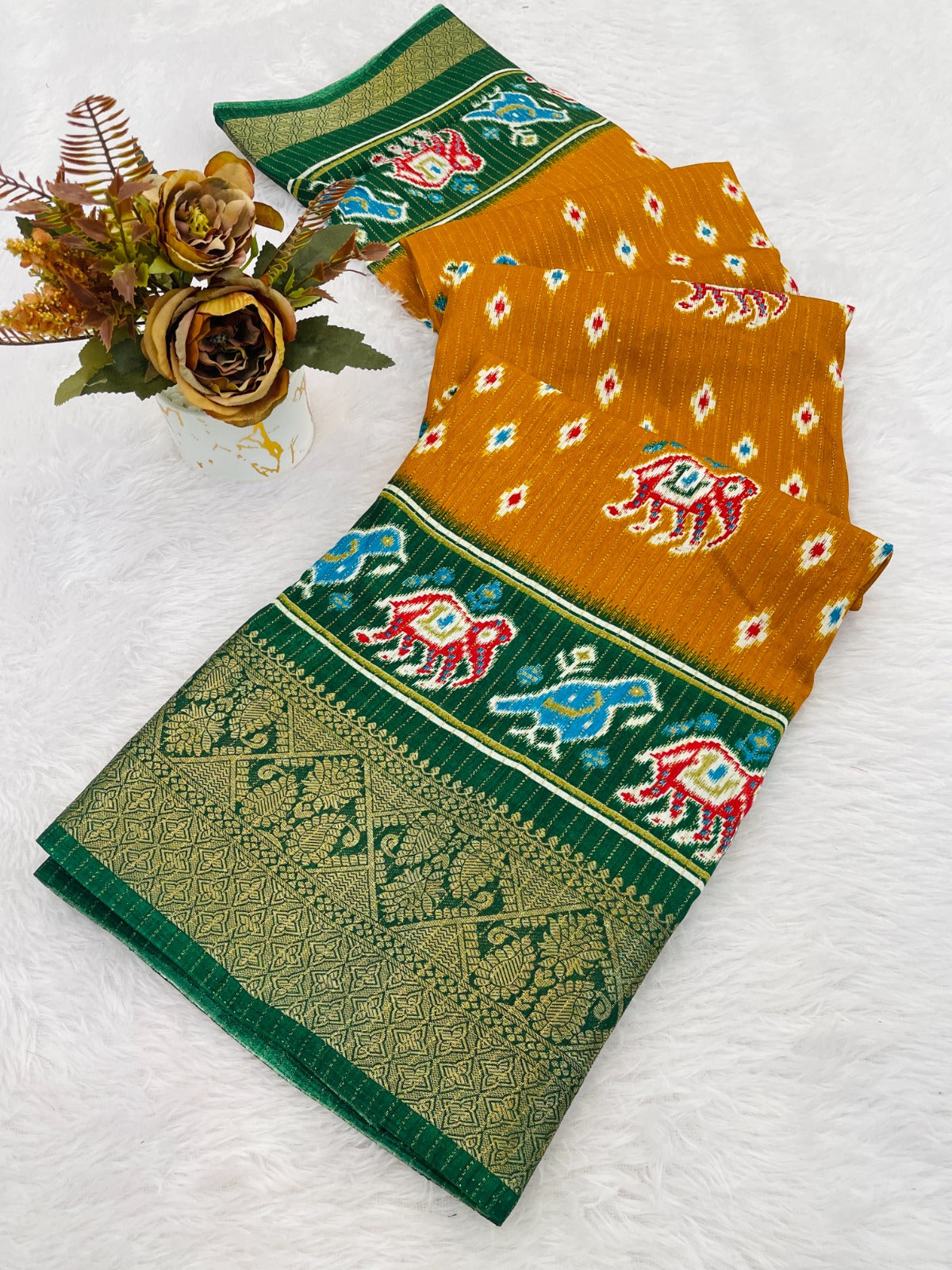 patola desgin dola silk saree