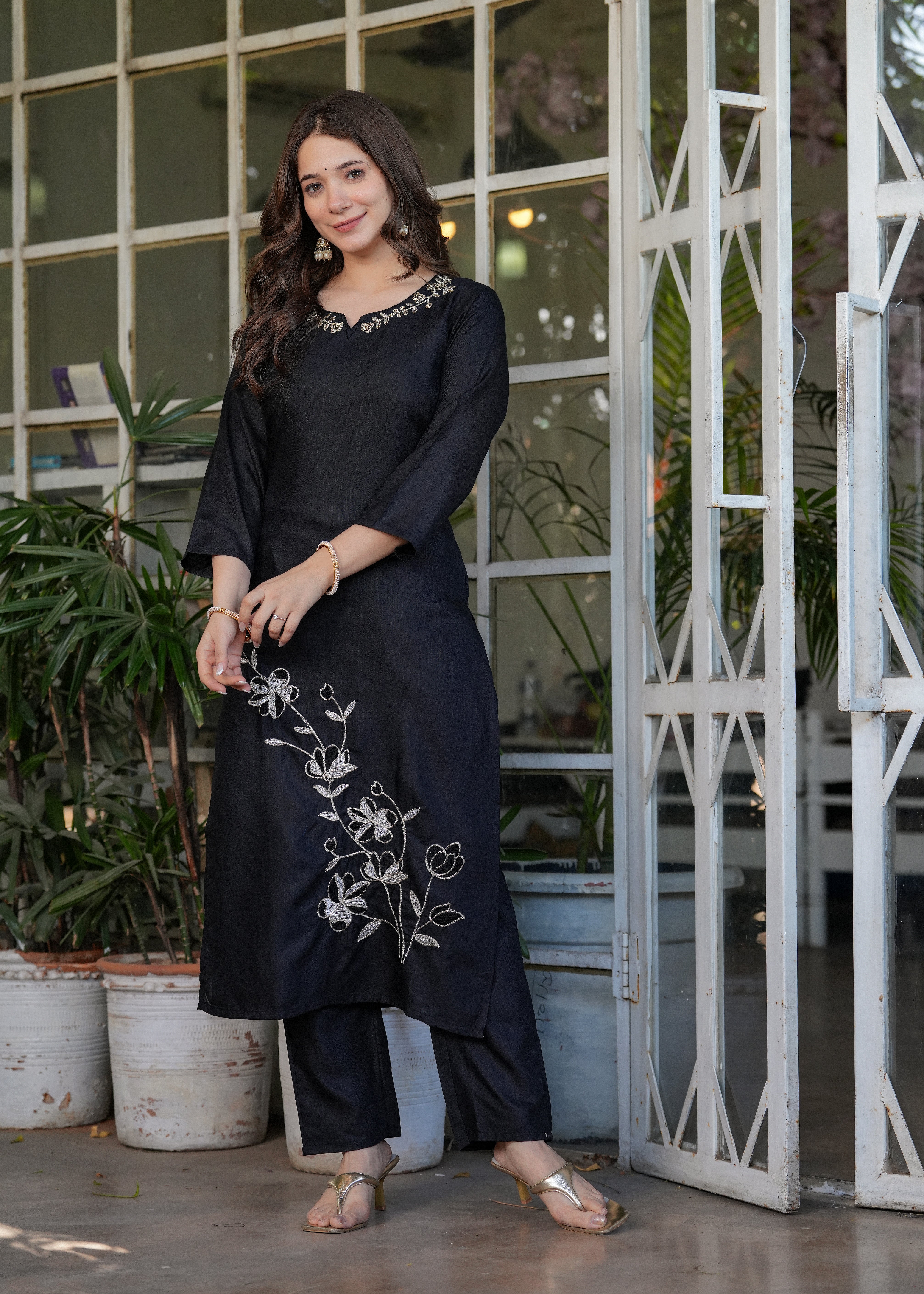 Stylish casual kurti set with dupatta.