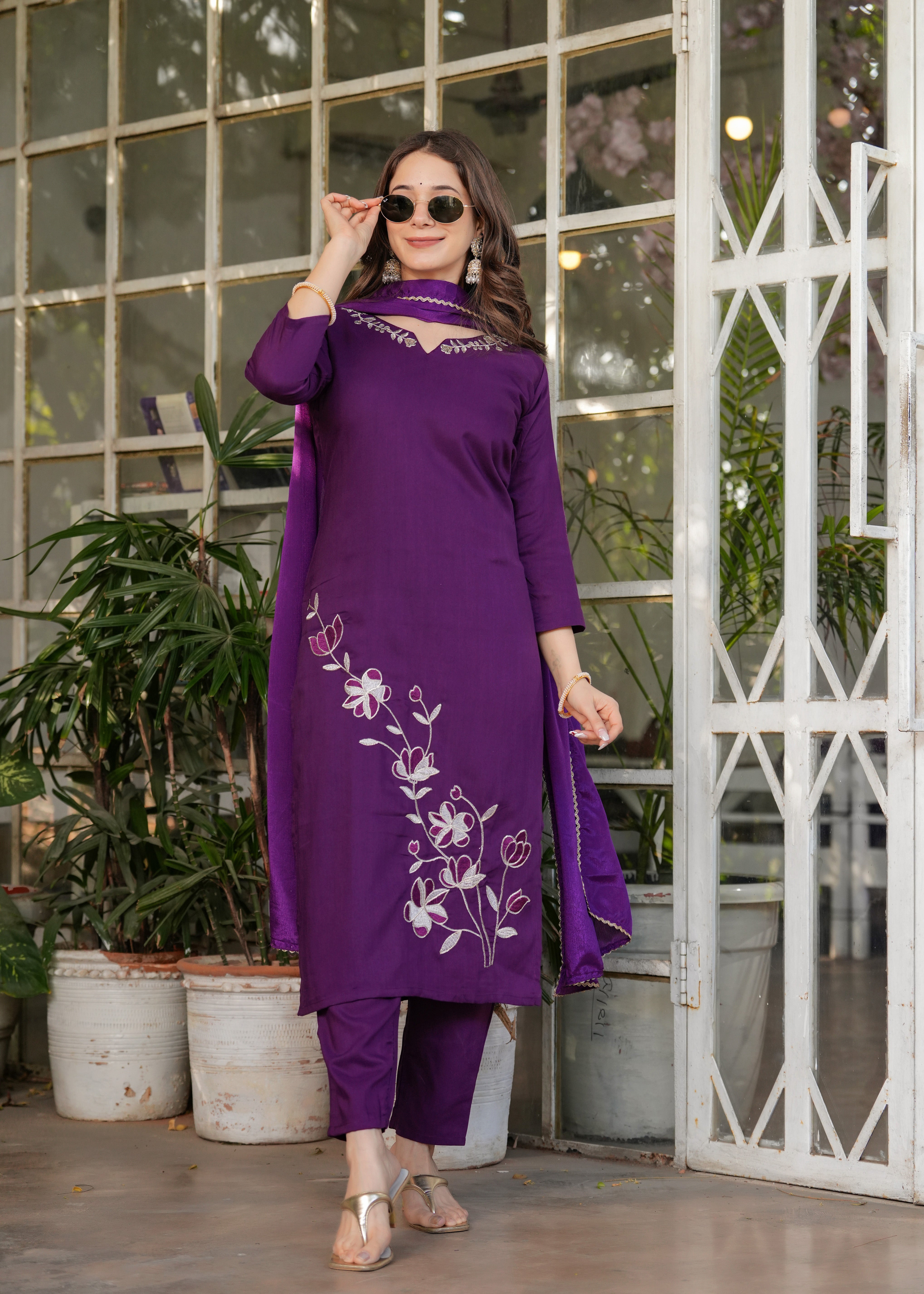 Stylish casual kurti set with dupatta.