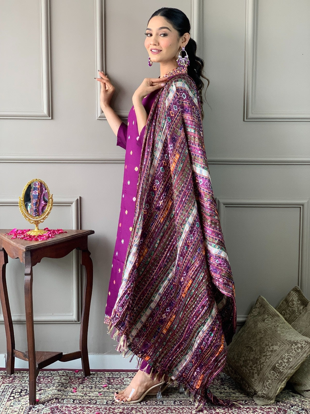 Chinon Indian dress