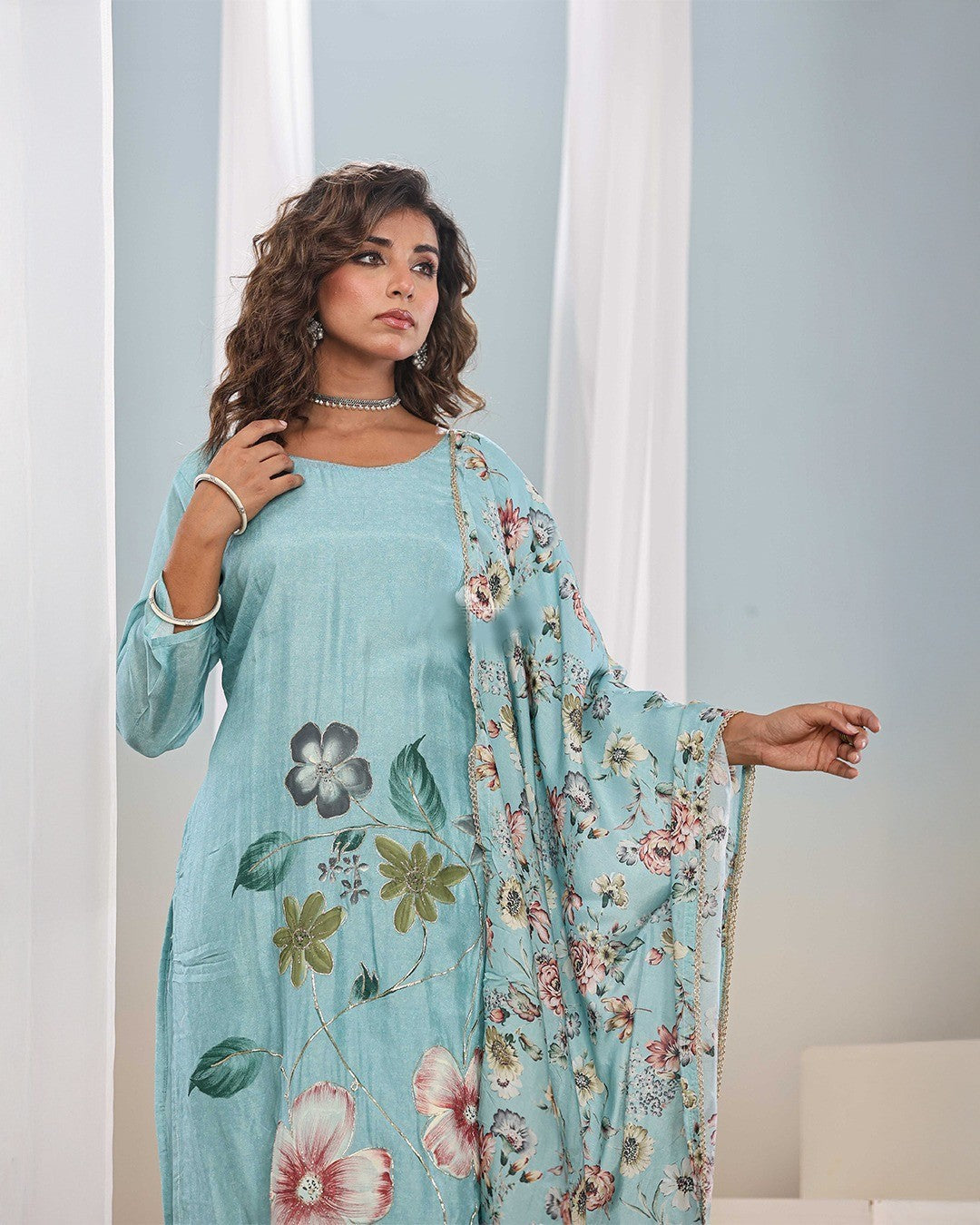 floral embroidry work outfit