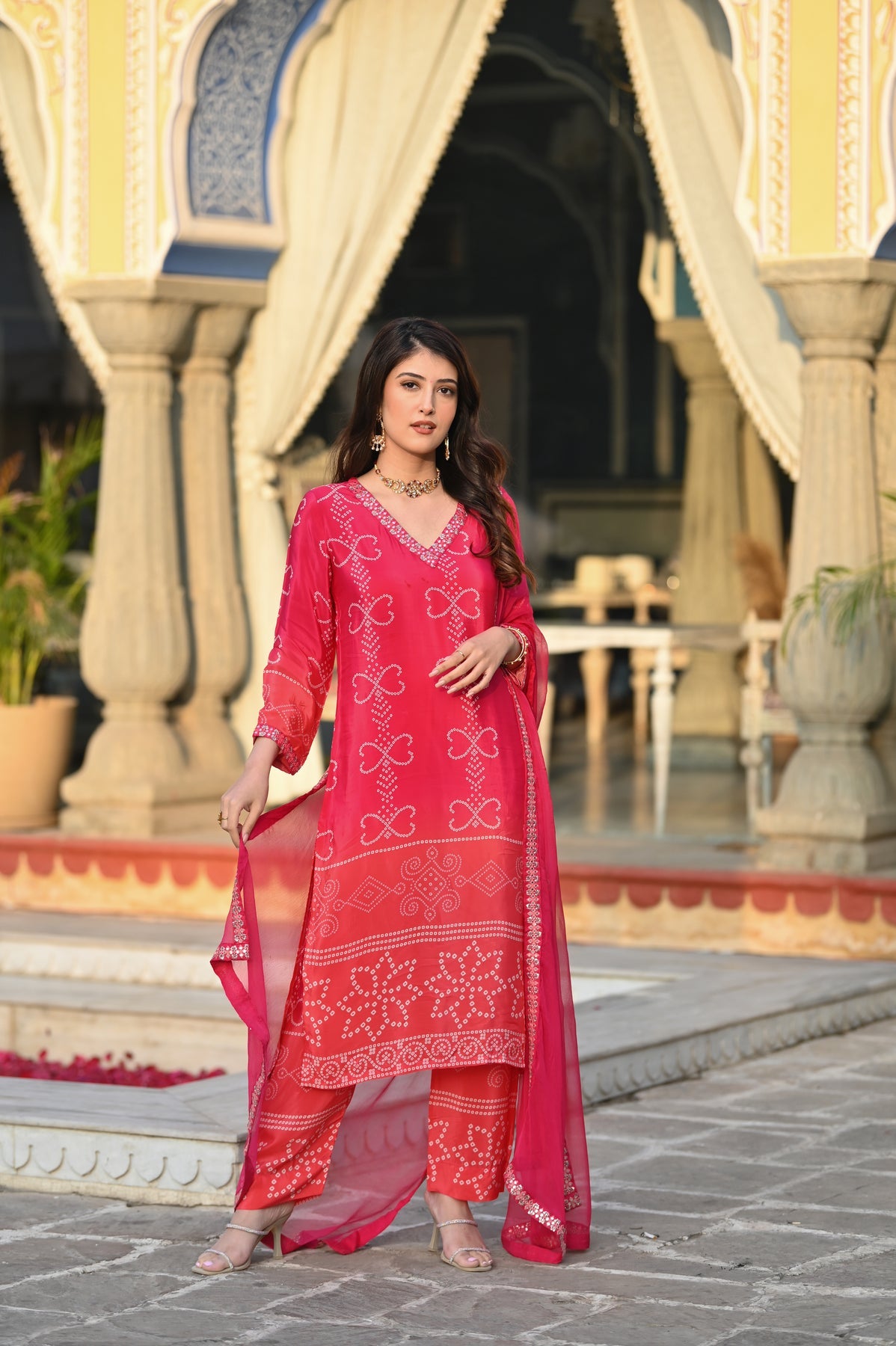  pink traditional outfit 