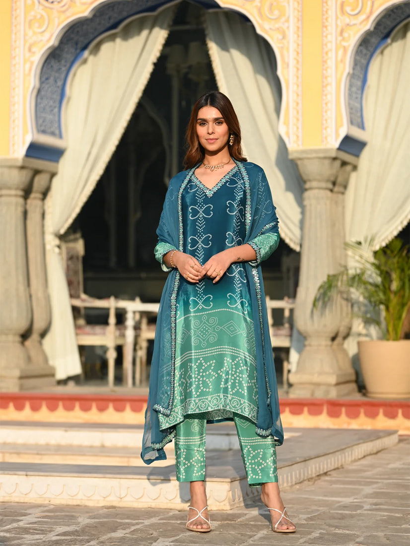 Embrace timeless elegance with this exquisite Chinon silk outfit in soft pink