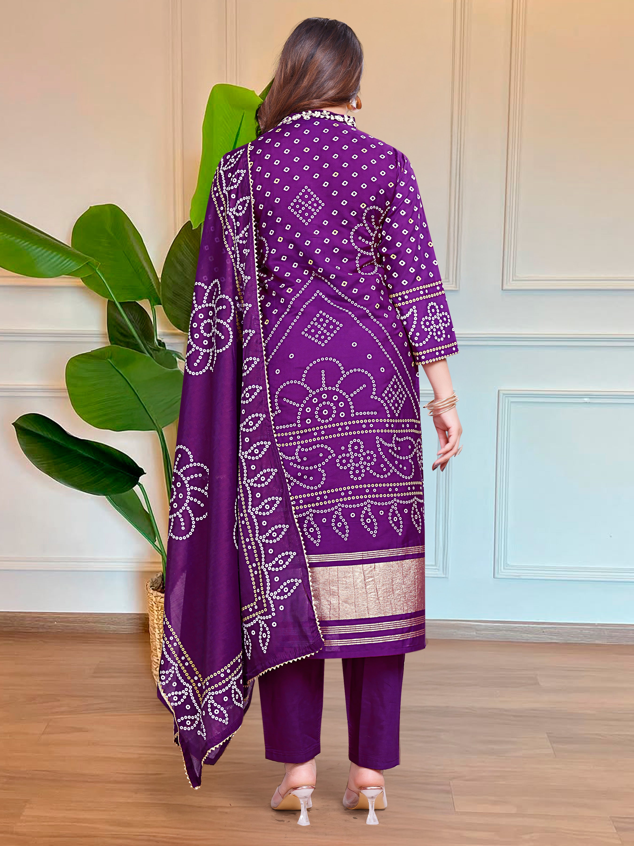 purple lagadi patta traditional outfit