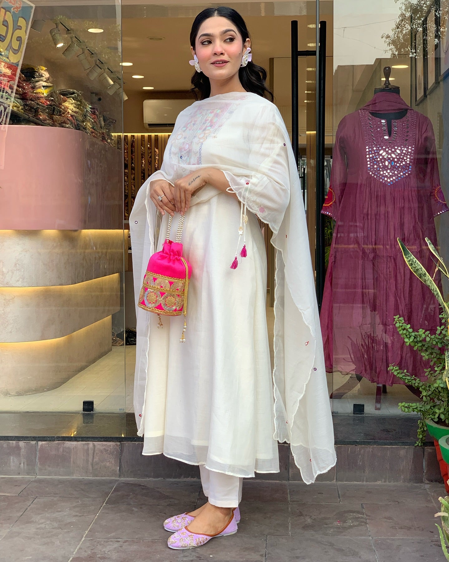 traditional  indian kurti set