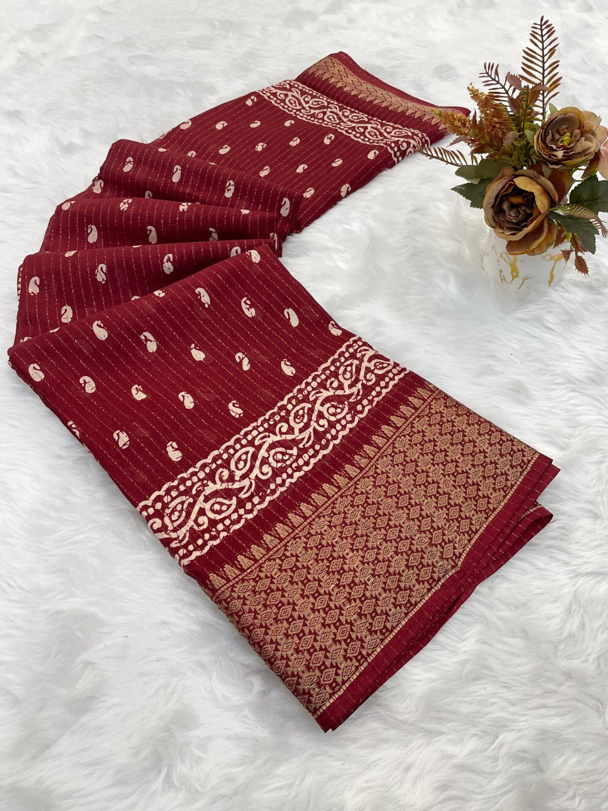 Dola Doby Silk With Reco Zari