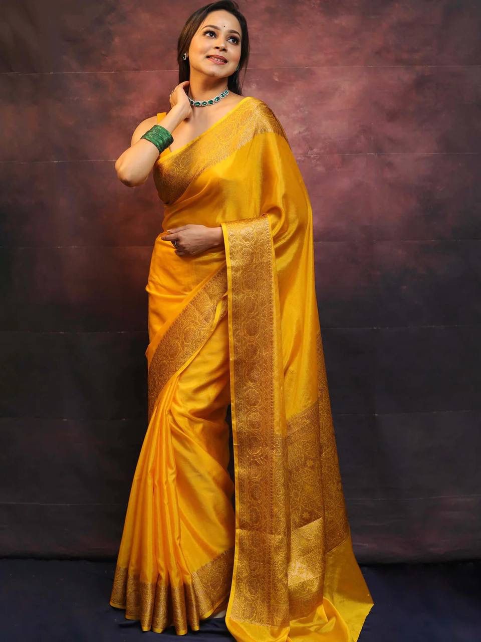 soft silk jacuard saree