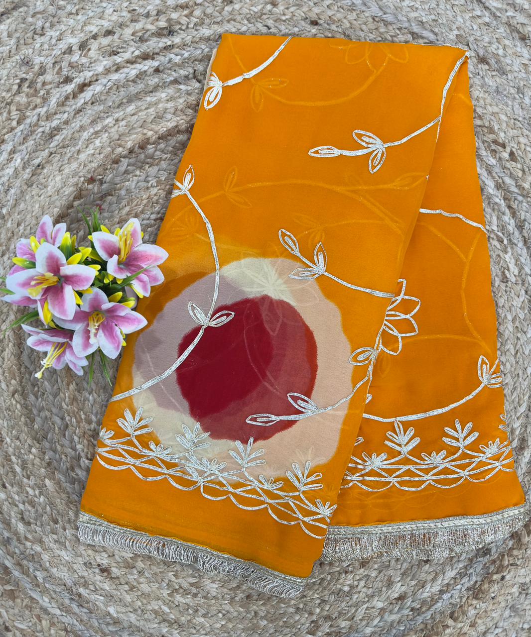 gola desgin badhani saree