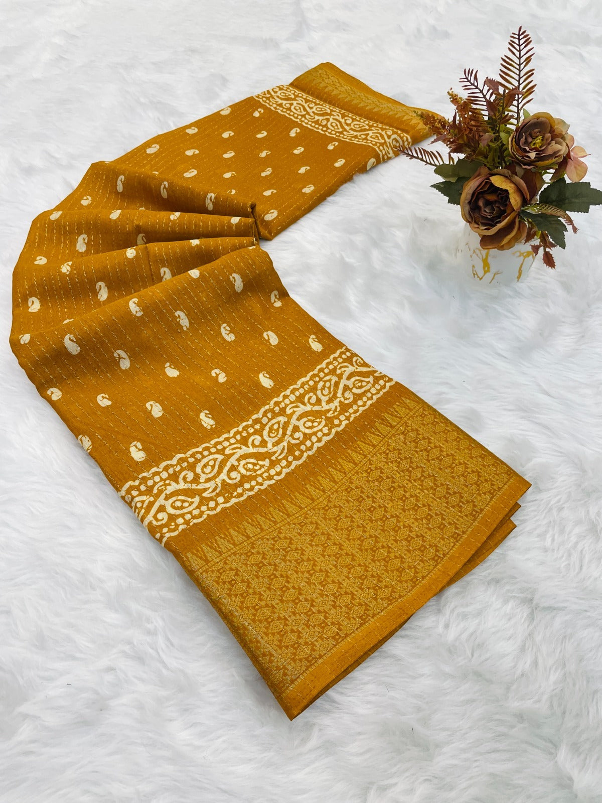 Dola Doby Silk With Reco Zari